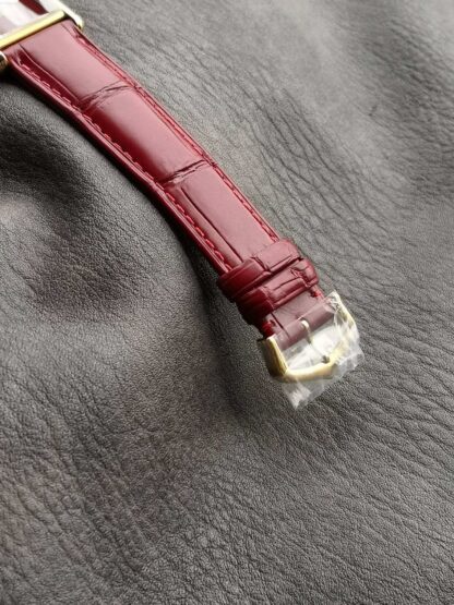 Cartier Tank Series Women's Watch - Image 8
