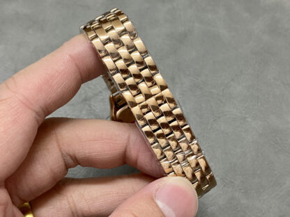 Cartier Classic Cheetah Square Elegant Luxury Watch - Image 7