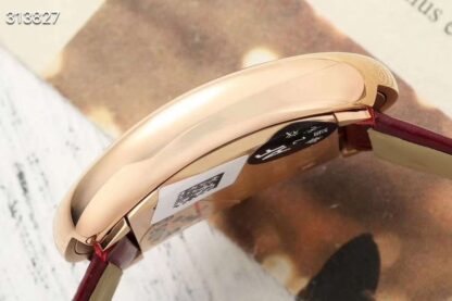 Cartier Bathtub Series Elegant and Fashionable Women's Watch - Image 7