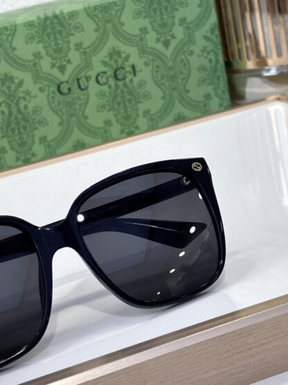 Gucci fashion sunglasses - Image 9