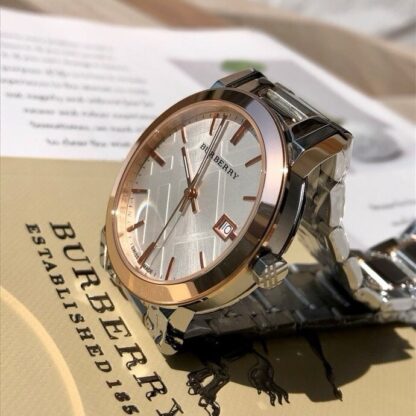 Burberry Quartz Men's Watch - Image 8