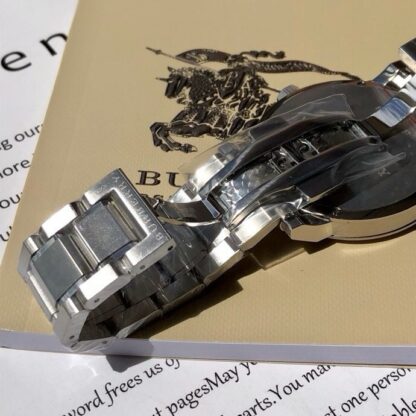 Burberry Quartz Men's Watch - Image 8