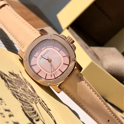 Burberry Quartz Women's Watch - Image 8