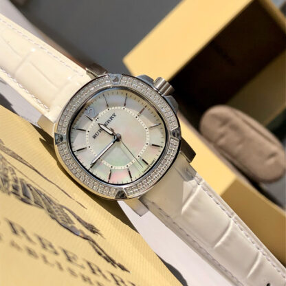 Burberry Quartz Women's Watch - Image 8