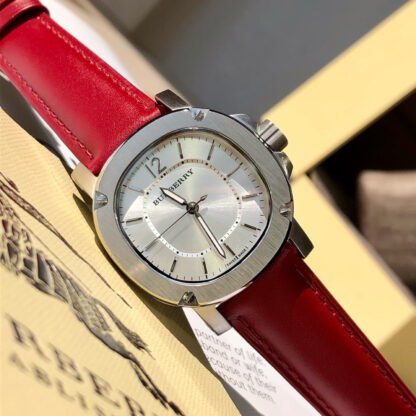 Burberry Quartz Women's Watch - Image 8