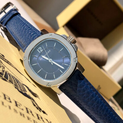 Burberry Quartz Women's Watch - Image 8