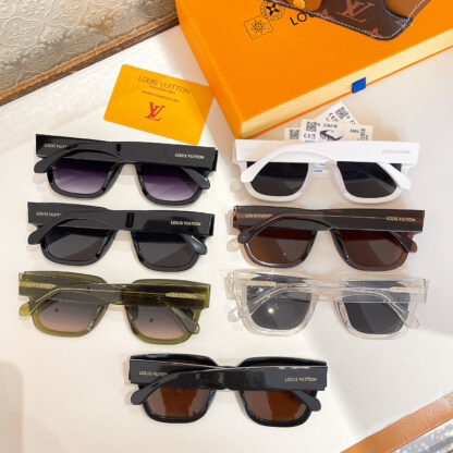 LOUIS VUITTON Fashion Sunglasses - Image 9