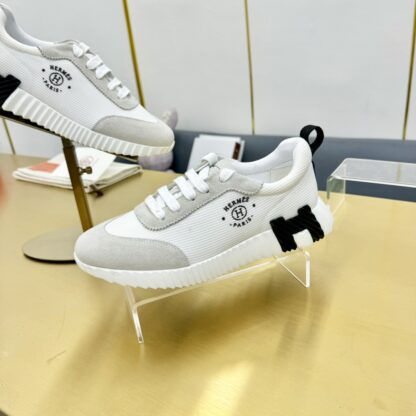 Hermès Spring and Summer Classic Couple Style Gray and White Colorblock Sports Casual Shoes - Image 8