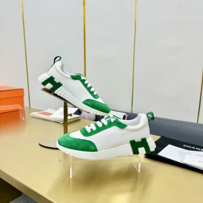 Hermès Spring and Summer Classic Couple Style British White and Green Colorblock Sports Casual Shoes - Image 8