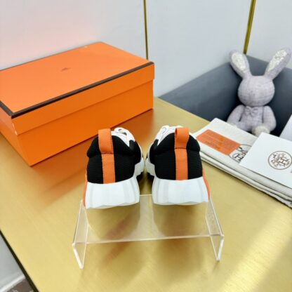 Hermès Spring and Summer Classic Couple Style British Grey and Black Colorblock Sports Casual Shoes - Image 8