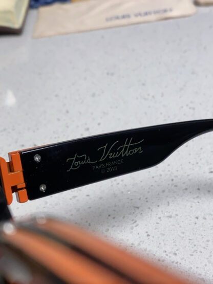 LOUIS VUITTON Fashion Sunglasses - Image 9