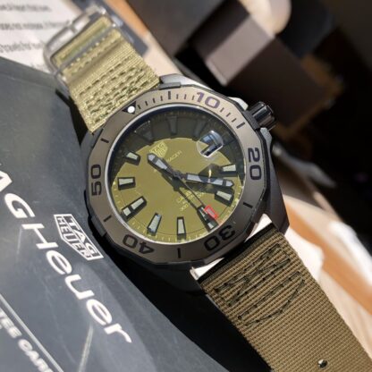 TAG Heuer Aquaracer Series Mechanical Watch - Image 7