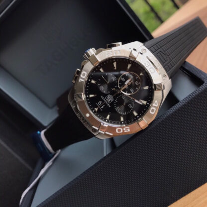TAGHeuer Aquaracer Series Quartz Chronograph Men's Watch - Image 6
