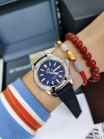 TAGHeuer Aquaracer Series Quartz Women's Watch - Image 6