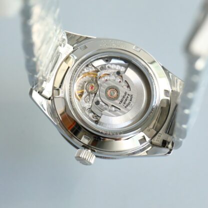 TAGHeuer Business Casual Calendar Watch - Image 8
