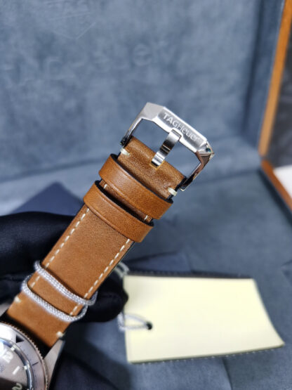TAGHeuer fashionable and versatile fashion watch - Image 4