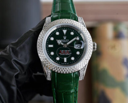 Rolex fully customized curved bezel perfectly fits the wrist - Image 8