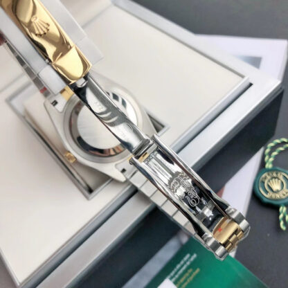 Rolex Day-Date 41mm Men's Diamond Polished Case - Image 8