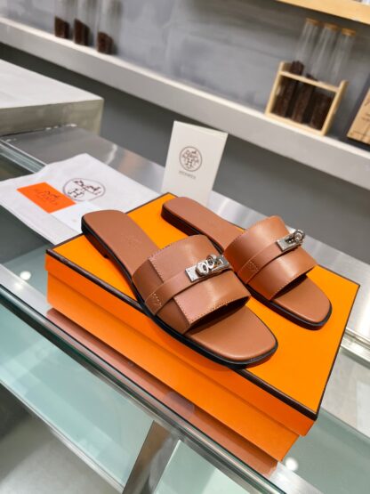 Hermès early spring new brown handmade leather slippers - Image 8