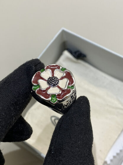 Vivienne Westwood flower color enamel ring - Image 8