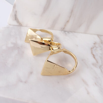 Vivienne Westwood three-section openable armor ring - Image 7