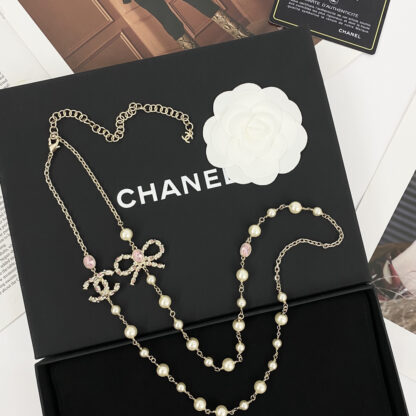 Chanel Pink Diamond Double C Bow Pearl Sweater Necklace - Image 8