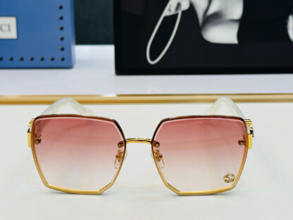 Gucci fashion sunglasses - Image 8