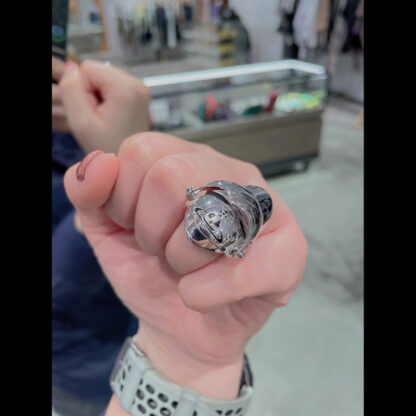 Vivienne Westwood new version of the lacquered armor ring - Image 8