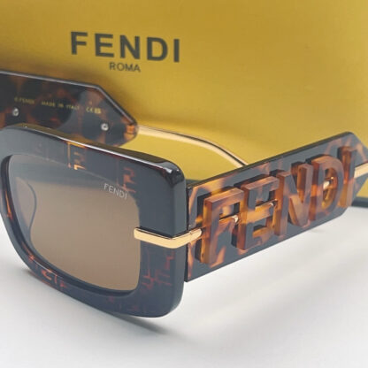 FENDI fashion trend sunglasses - Image 9