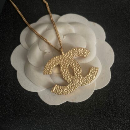 Chanel Fashionable and Versatile Double C Necklace - Image 6