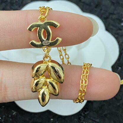 Chanel rhinestone double c wheat ear necklace - Image 8