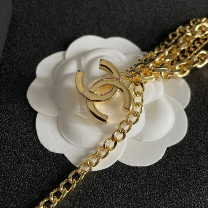 Chanel vintage elegant letter necklace - Image 6