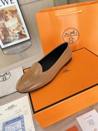 Hermès Apricot Spring Classic Trend Handmade Loafers - Image 8