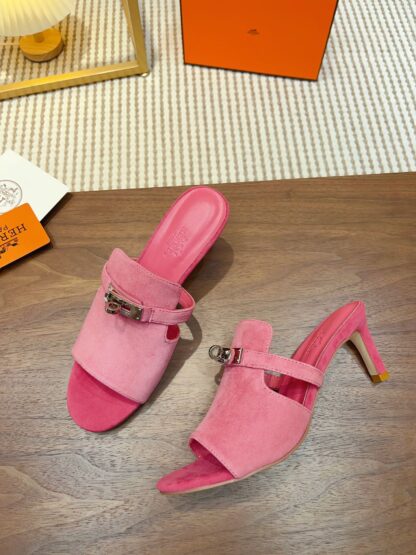 Hermès pink handmade stiletto sandals - Image 8