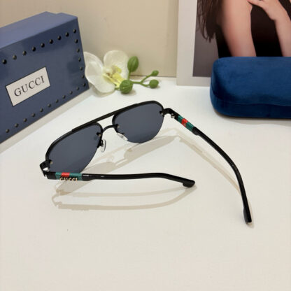 Gucci fashion sunglasses - Image 8