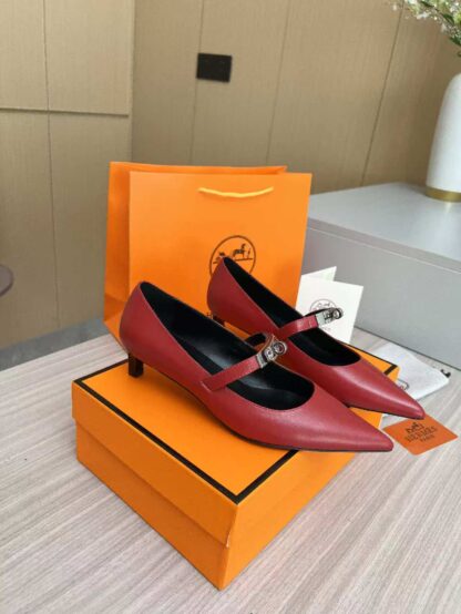 Hermès red holiday must-have comfortable loafers - Image 8