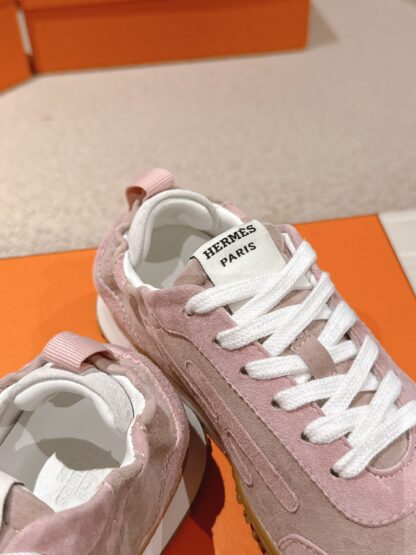 Hermès apricot pink goatskin contrasting sneakers, 2cm thick sole - Image 8