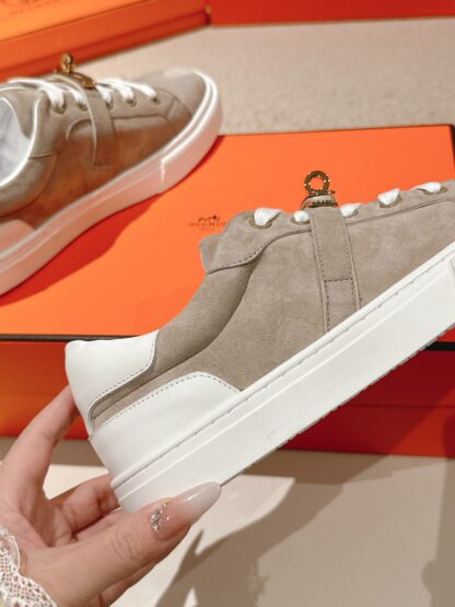 Hermes couple's gray and white Kelly shoe buckle classic flat casual shoes - Image 8