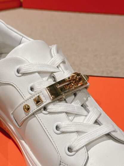 Hermes couple white and silver Kelly shoe buckle classic flat casual shoes - Image 8