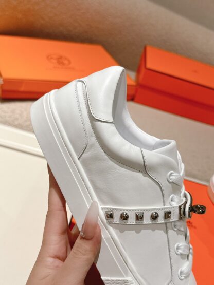 Hermès classic couple white kelly buckle classic versatile casual shoes - Image 7