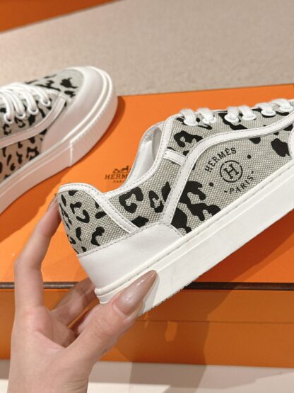 Hermes couple gray and black fashion retro casual skateboard shoes - Image 8