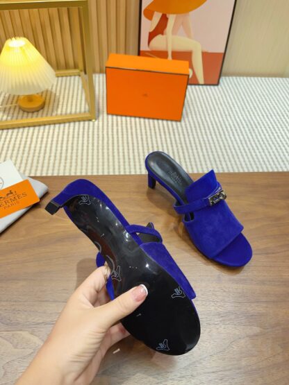 Hermès dark blue handmade stiletto sandals - Image 9