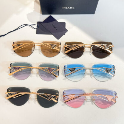 Prada fashion trend sunglasses - Image 9