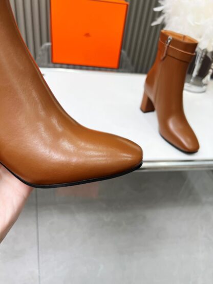 Hermes classic brown kelly buckle fashion ankle boots - Image 8