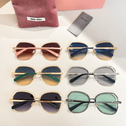 Miu Miu trendy fashion sunglasses - Image 10