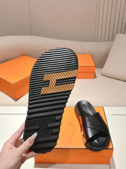 Hermes black brown comfortable casual style cross-slippers - Image 9