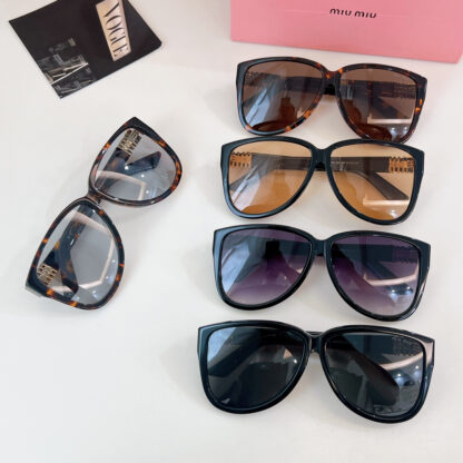 Miu Miu trendy fashion sunglasses - Image 10