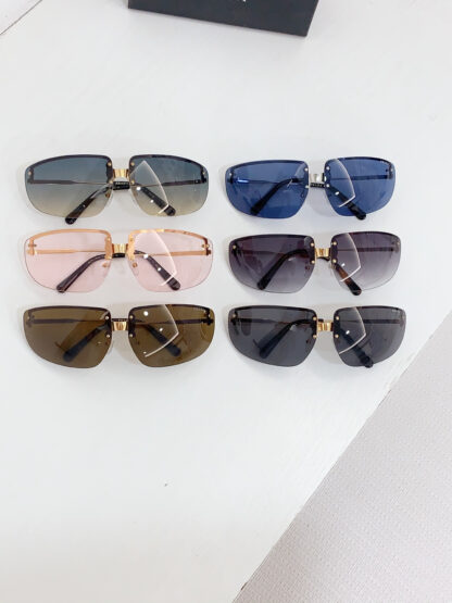 Prada fashion trend sunglasses - Image 9