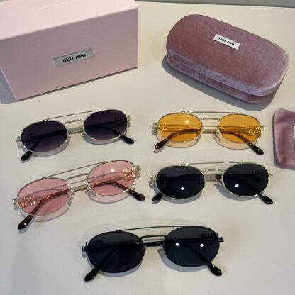 Miu Miu trendy fashion sunglasses - Image 10