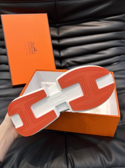 Hermes men's white apricot soft and comfortable casual sports shoes - Image 9